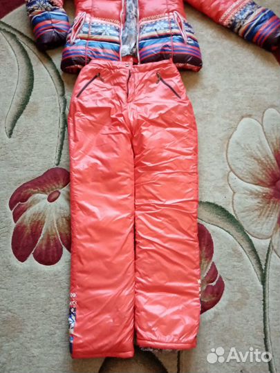 Костюм спортивный женские зимний новый 46 размер