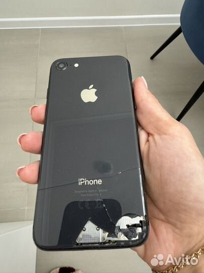 iPhone 8, 64 ГБ