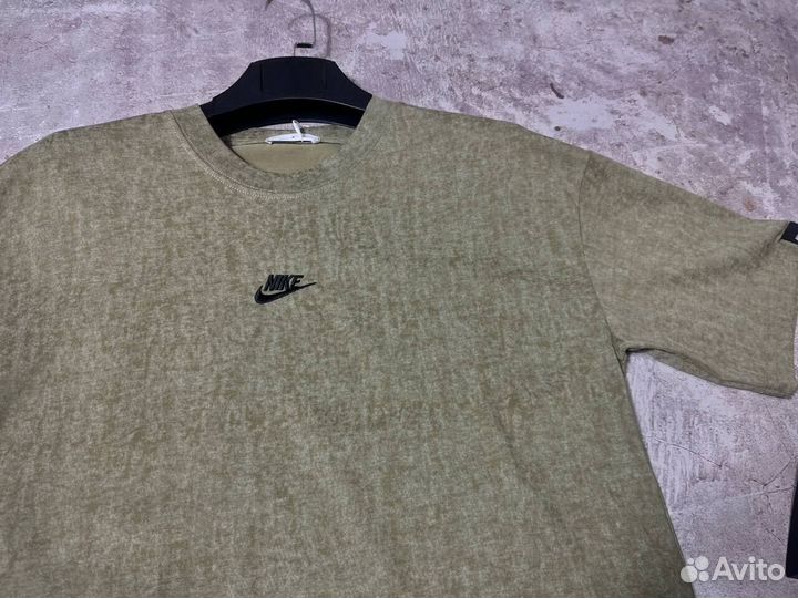 Футболки Nike