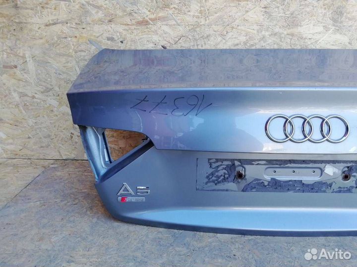 Крышка (дверь) багажника Audi A5 8T 2010