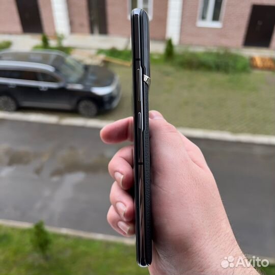 Vertu iVertu 5G Jade Black Calf, 12/512 ГБ