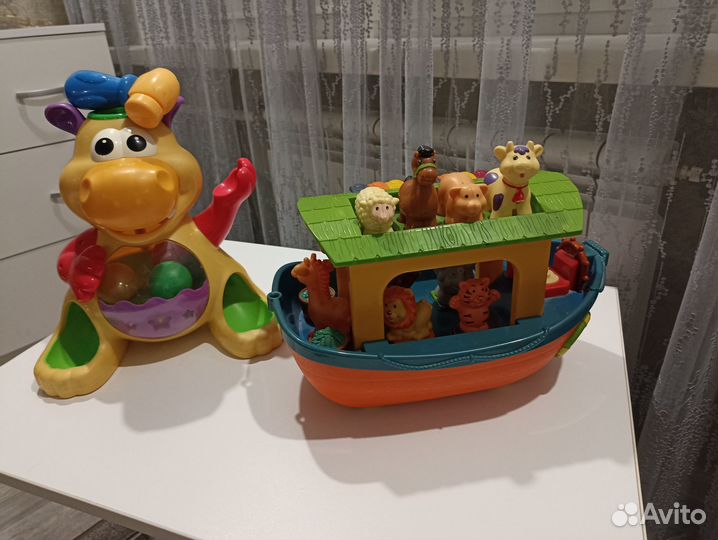 Продаю игрушки фирмы 