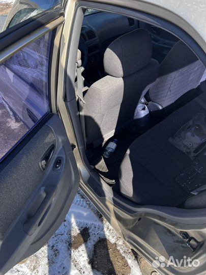 Hyundai accent полностью на разбор