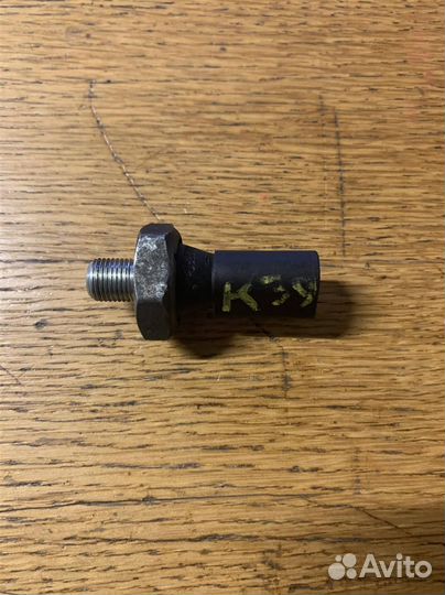 Датчик давления масла VW Passat B6