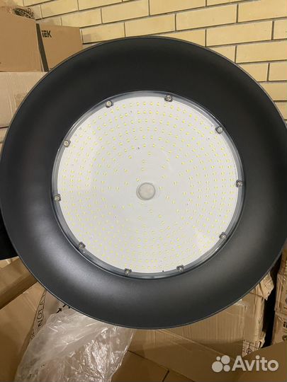 Светильник потолочный светодиодный