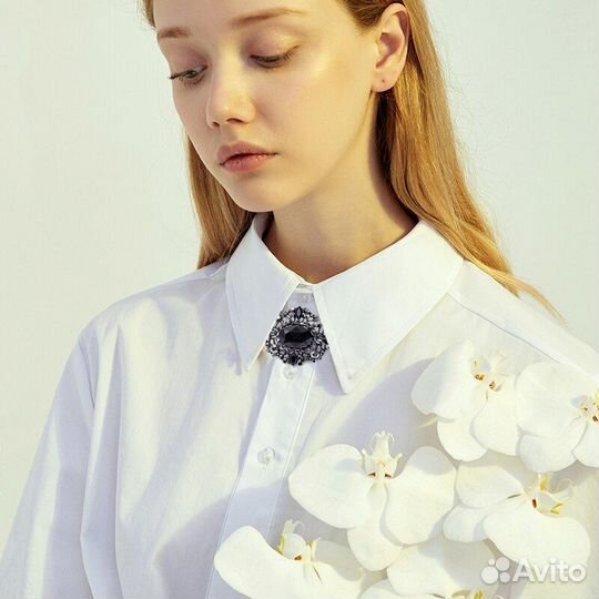 Брошь Черный Цветок кристаллы Винтаж