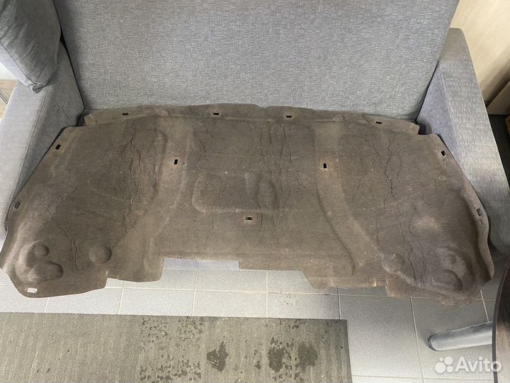 Шумоизоляция капота Volvo S60 V70 XC70 00-09