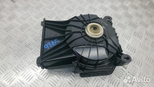 Сабвуфер BMW X1 E84 (98B05Q102)