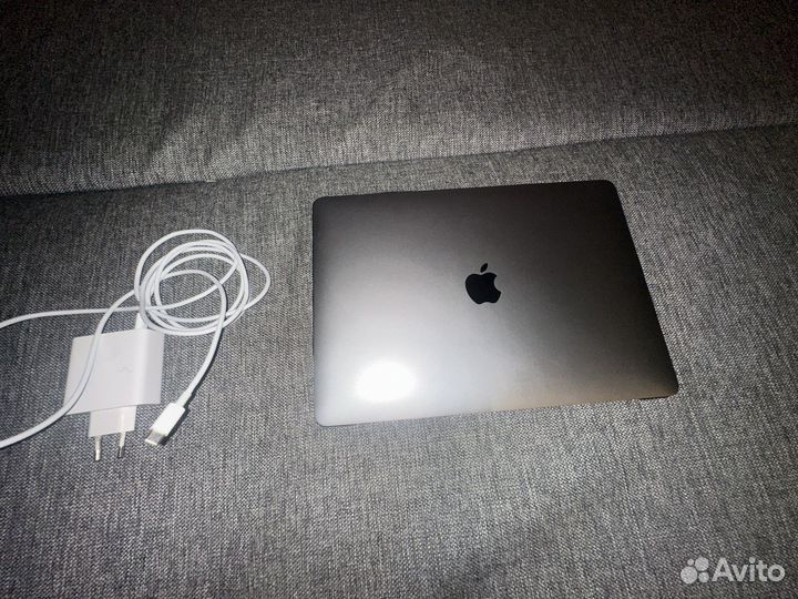 Macbook pro 13 2020 m1 8gb