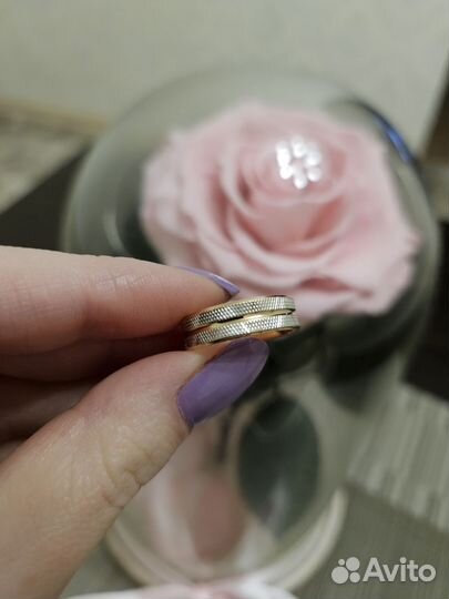 Золотое кольцо женское 585