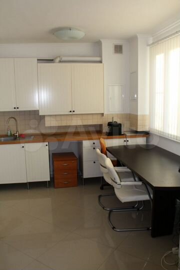 Комната 16 м² в 3-к., 17/24 эт.