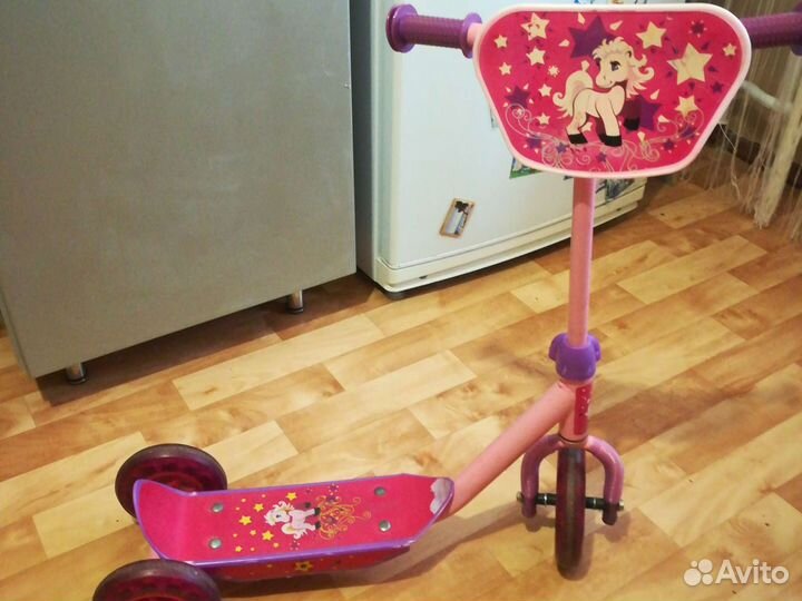 Самокат детский трехколесный