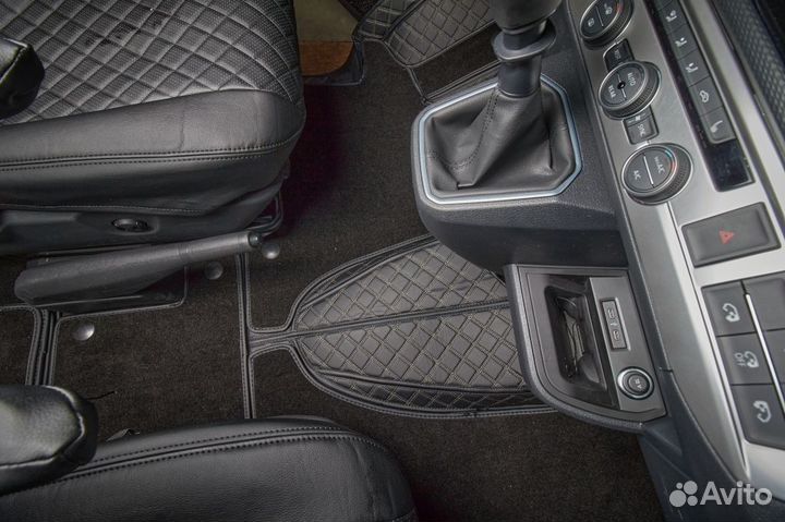Автомобильные коврики 3D