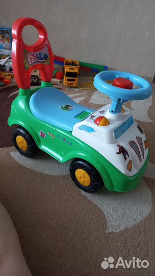 Машинка каталка