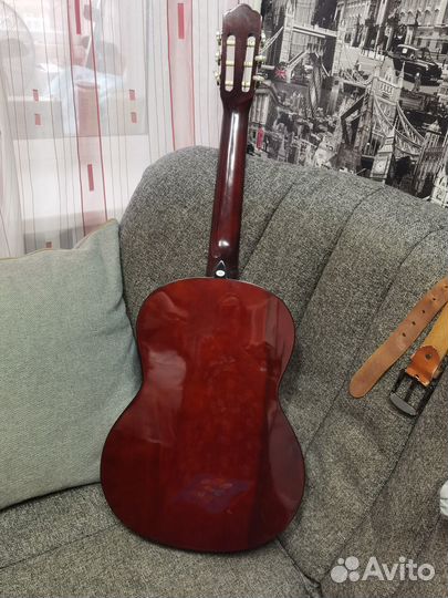 Гитара brahner