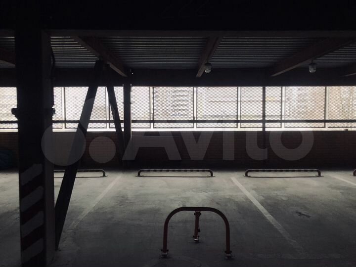 Машиноместо, 12 м²