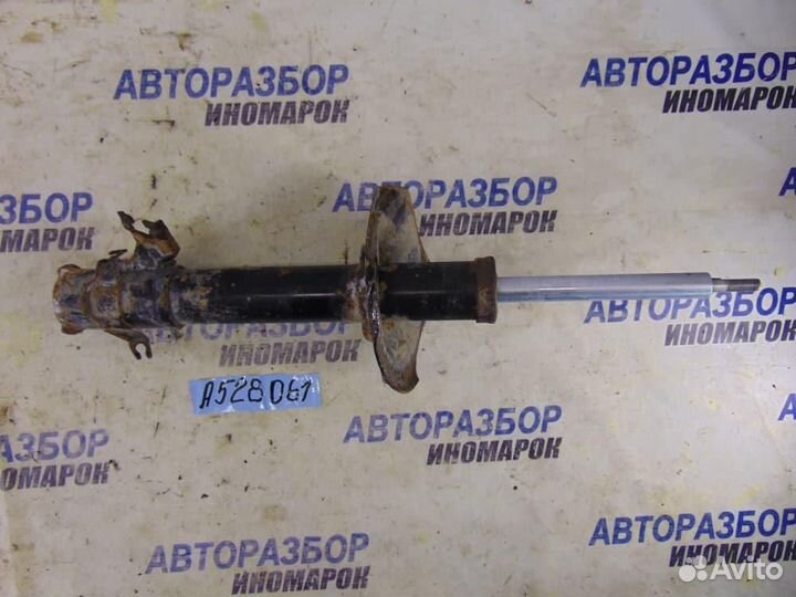 Амортизатор передний правый для Nissan X-Trail 1