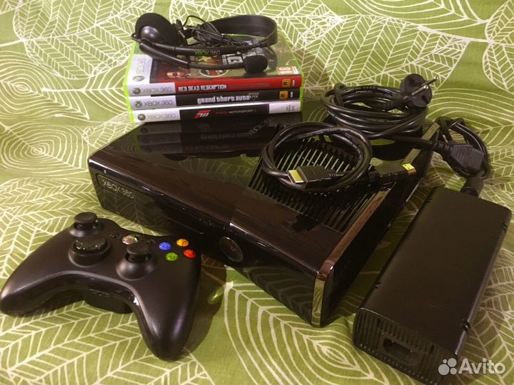 Xbox 360 Slim