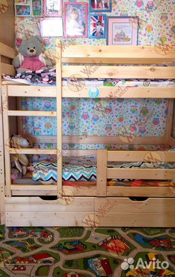 Двухъярусная кровать