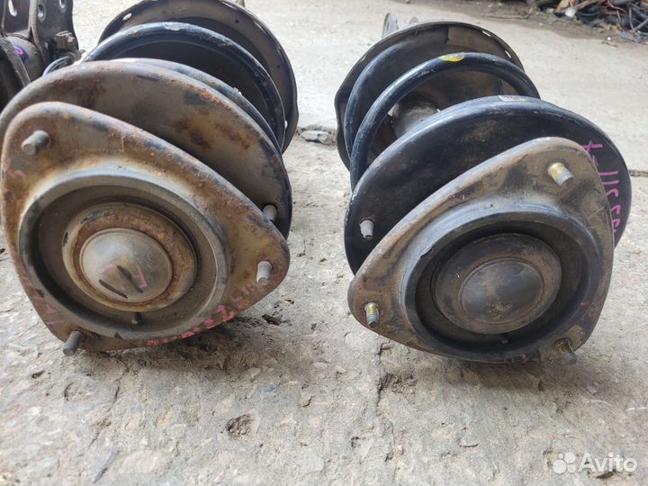 Стойка передняя subaru legacy bl bp