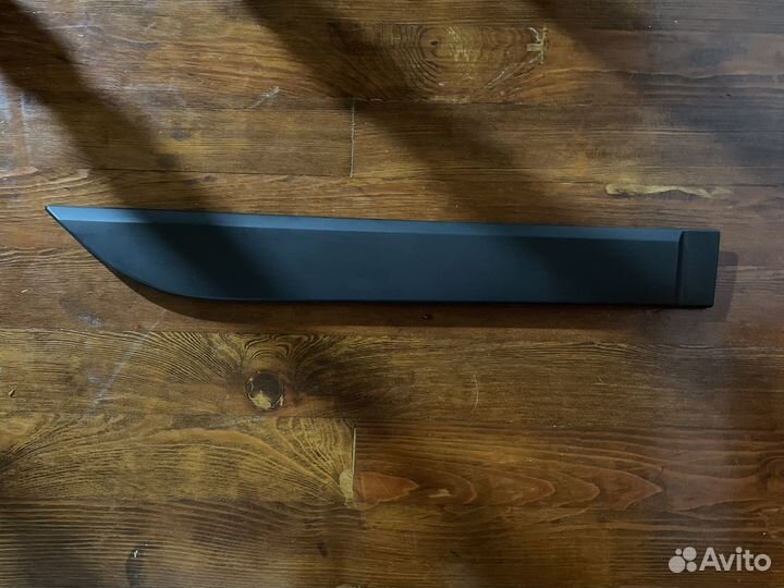 Молдинг двери LADA vesta cross