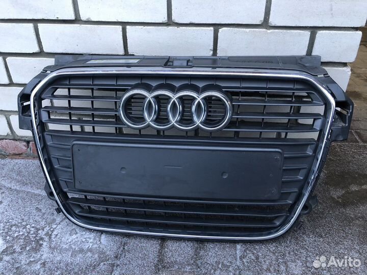 Решетка радиатора Audi a1