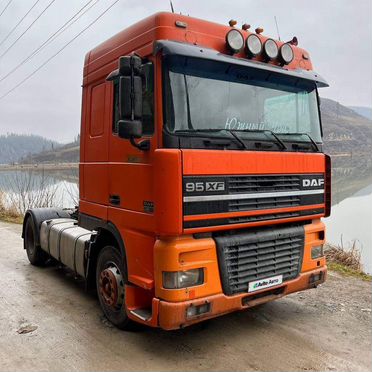 Седельный тягач DAF XF, 1999