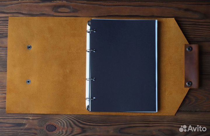 Изделия из кожи ежедневник