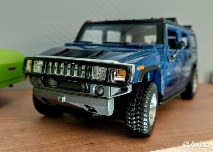 Модель автомобиля Hummer H2 maisto 1/27