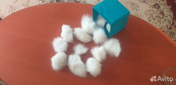 Заячьи хвостики для поделок и украшений