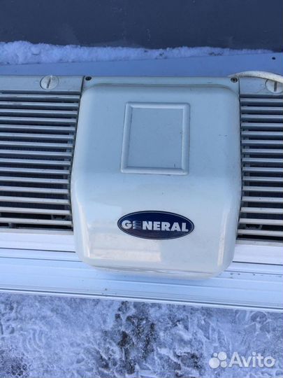 Тепловая водяная завеса General Climate KWH 17F