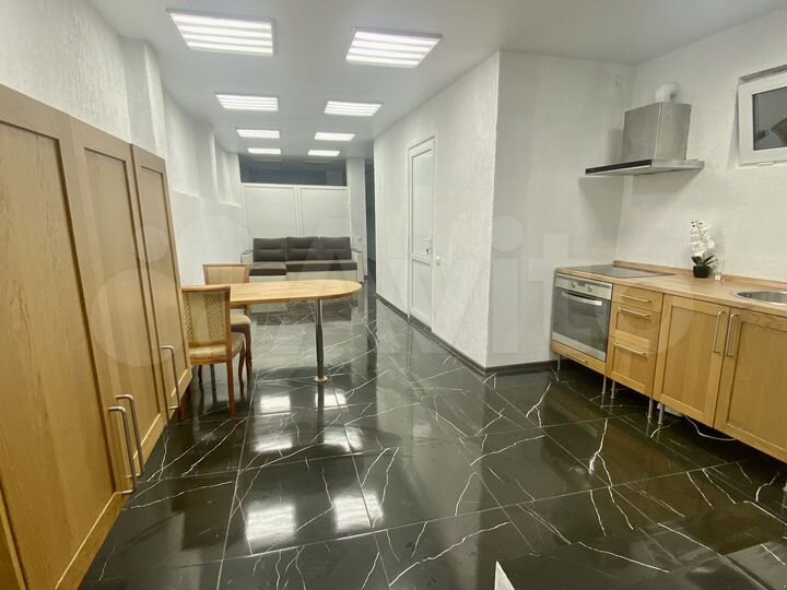 2-к. квартира, 50 м², 1/2 эт.