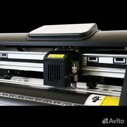 Режущий плоттер Jinka GH1350