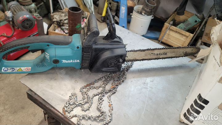 Пила makita UC4030a