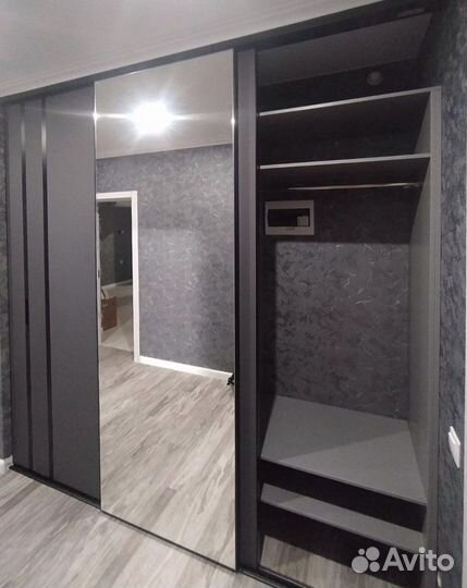 Шкаф под заказ E 707