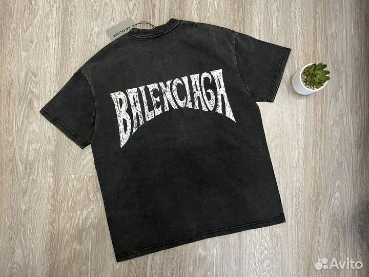 Футболка Balenciaga оверсайз