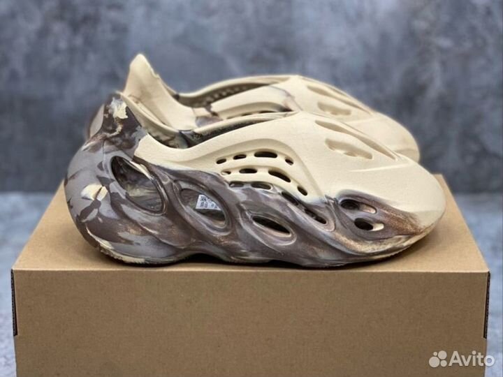 Adidas Yeezy Foam Runner MX Cream