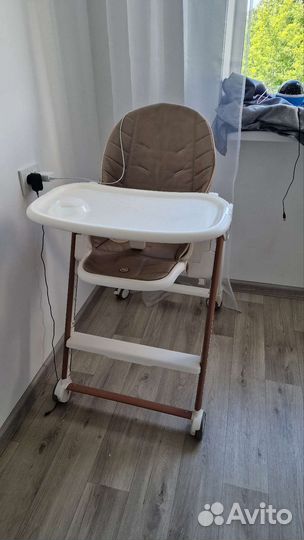 Стульчик для кормления