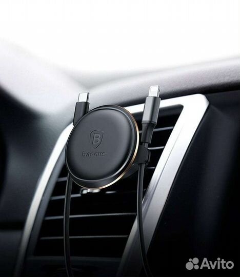 Магнитный держатель телефона в авто