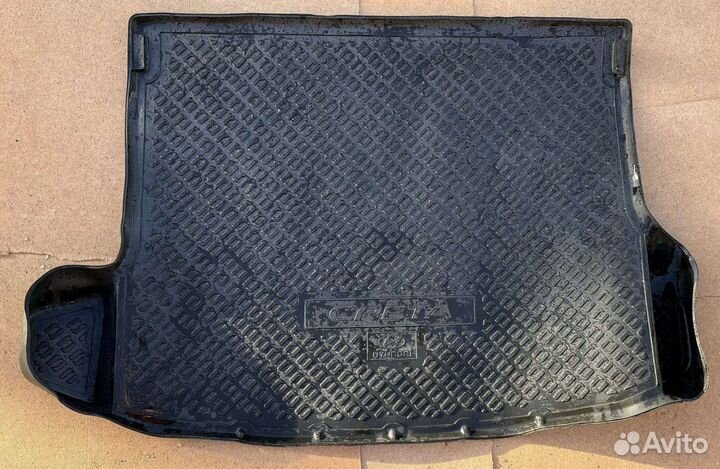 Оригинальные резиновые коврики на Hyundai Creta