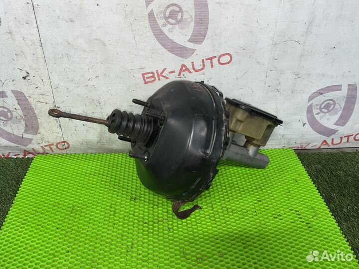 Гтц в сборе с вакуумником Chevrolet Tahoe GMT400