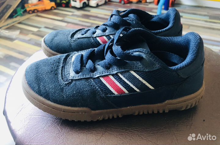 Футбольные бутсы для мальчика