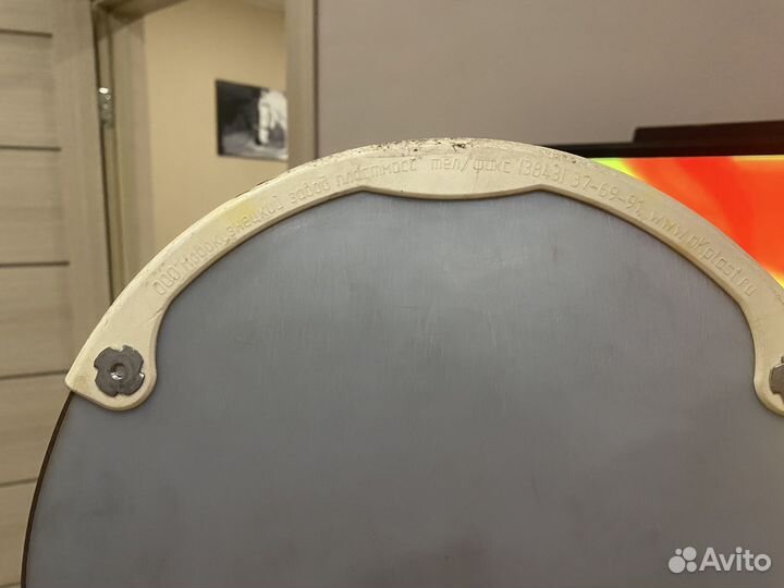 Сноуборд с креплениями и ботинками