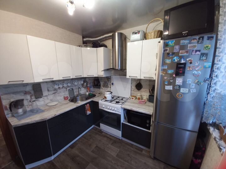 2-к. квартира, 55 м², 3/9 эт.