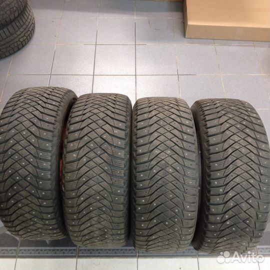 Goodyear UltraGrip Arctic 2 255/55 R18 109T