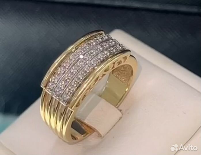 Золотое кольцо с бриллиантами