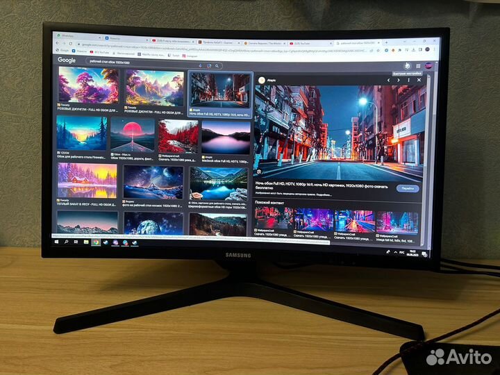 Монитор Samsung 23.5