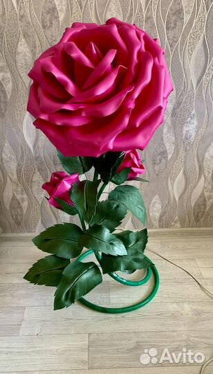 Торшер роза из изолона