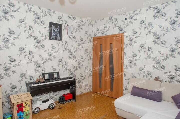 2-к. квартира, 56 м², 3/10 эт.