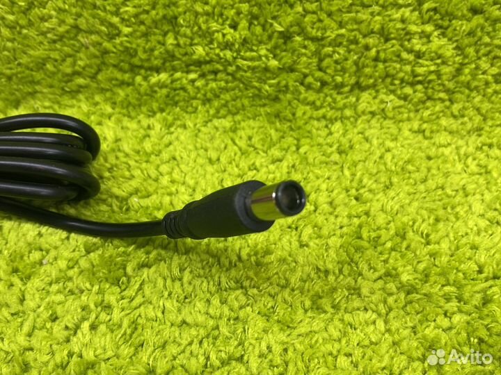 Блок питания ноутбука Dell штекер с иглой